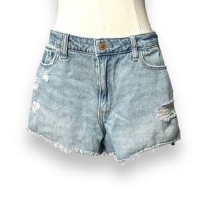 HOLLISTER Curvy Ultra High Rise Mom Shorts 3” Light Wash Distressed